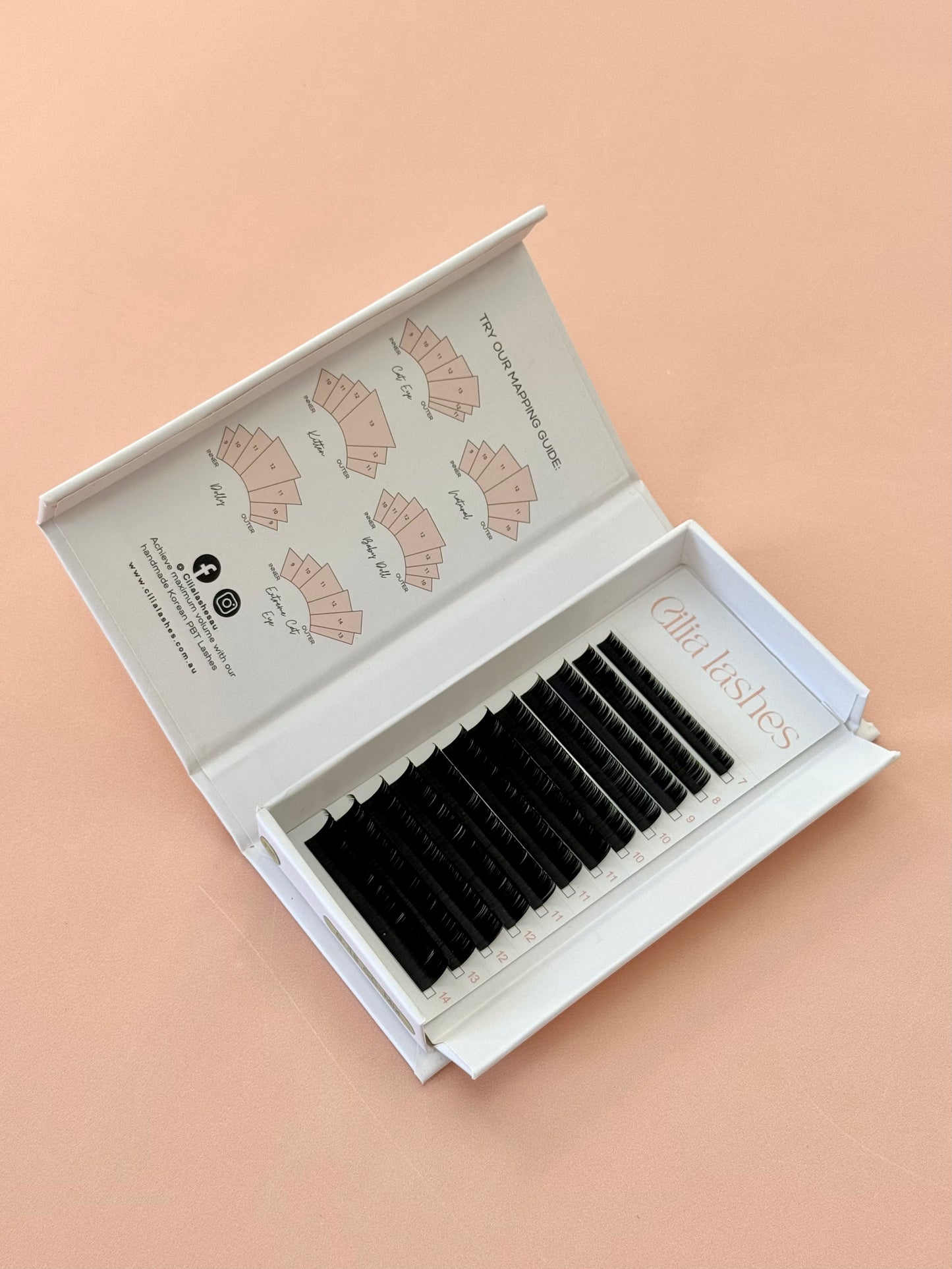 FLAT CLASSIC LASH EXTENSIONS