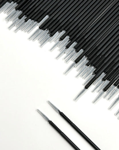 DISPOSABLE LONG TIP MICRO FIBRE BRUSH